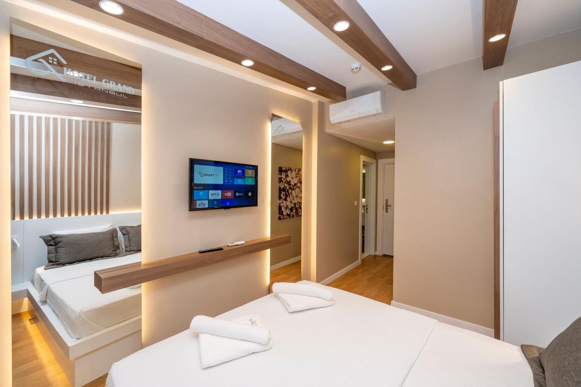 Hotel Grand Provincia di Istanbul Esterno foto