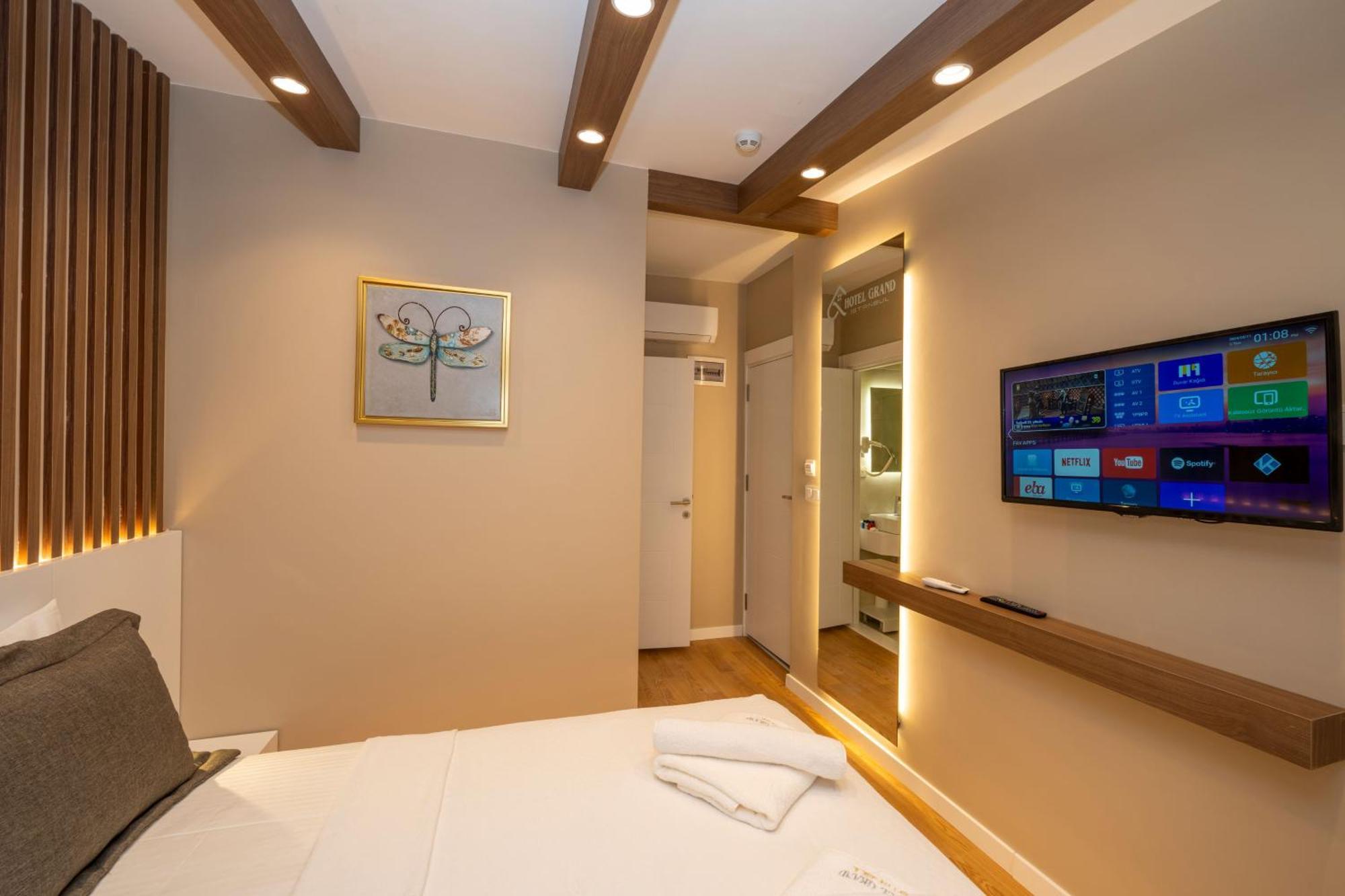 Hotel Grand Provincia di Istanbul Esterno foto